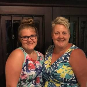 Meet your Posher, Stacy